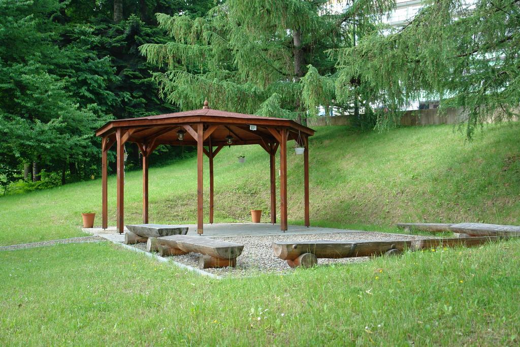Amelia Zdroj Medical & Spa Iwonicz-Zdrój Exteriér fotografie